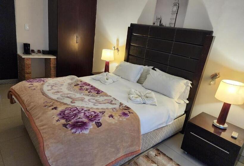 پانسیون Tsumeb Guesthouse Kamho