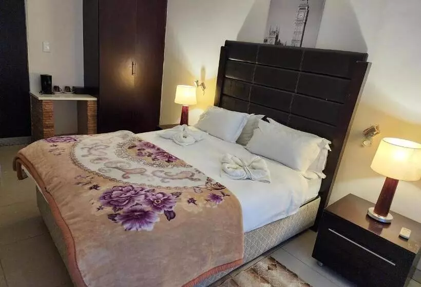 پانسیون Tsumeb Guesthouse Kamho