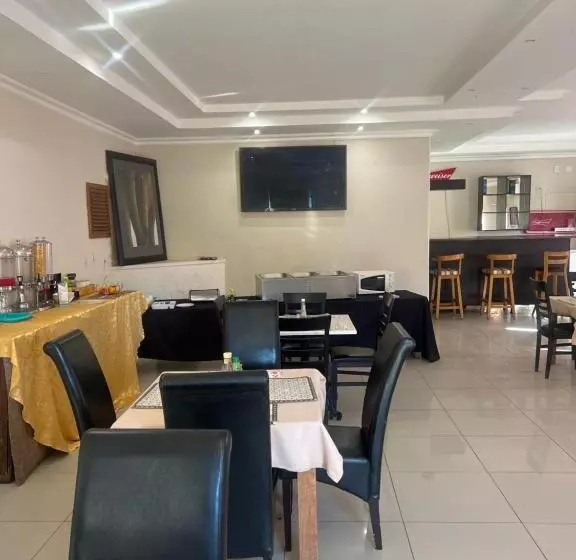 پانسیون Tsumeb Guesthouse Kamho