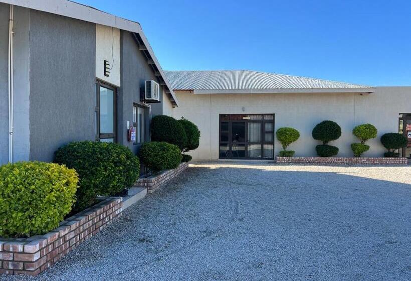 پانسیون Tsumeb Guesthouse Kamho