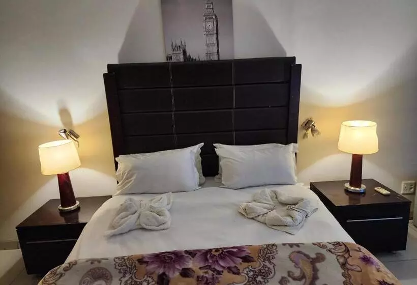 پانسیون Tsumeb Guesthouse Kamho