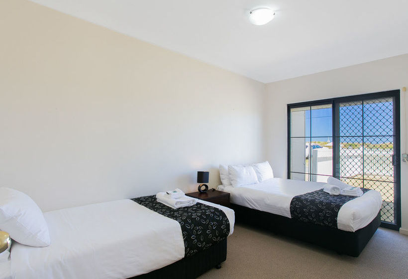 Beach Rd Villas By Rockingham Apartments