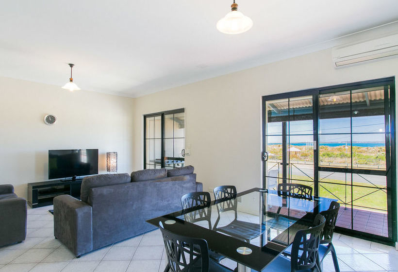 Beach Rd Villas By Rockingham Apartments
