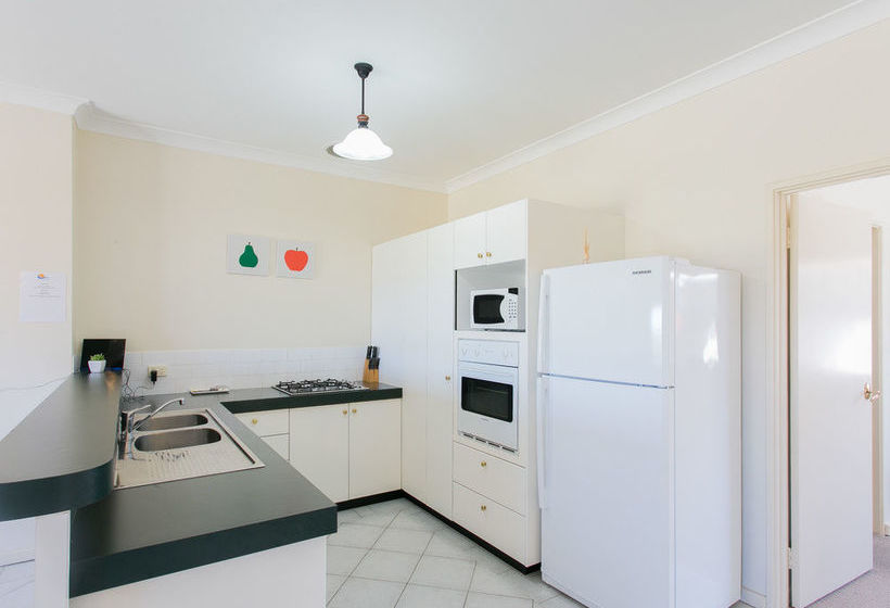 Beach Rd Villas By Rockingham Apartments