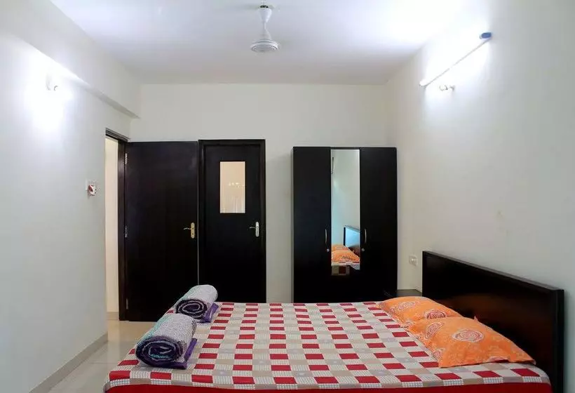 Apartment Near Candolim Beach  Cm050