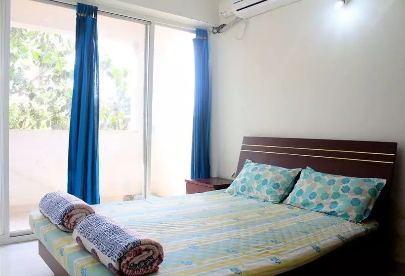 Apartment Near Candolim Beach  Cm050