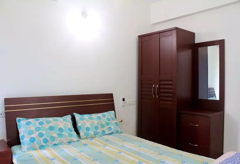 Apartment Near Candolim Beach  Cm050
