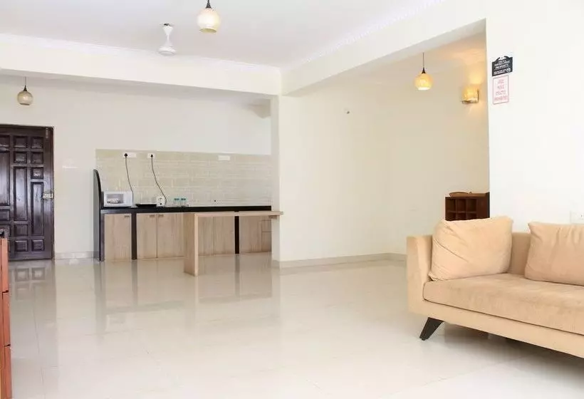 Apartment Near Candolim Beach  Cm050