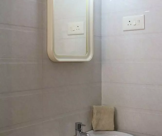 Apartment Near Candolim Beach  Cm050