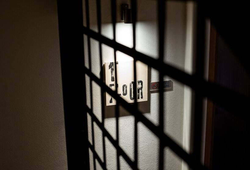 تختخواب و صبحانه Castelmenardo39