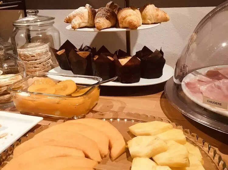 تختخواب و صبحانه Castelmenardo39