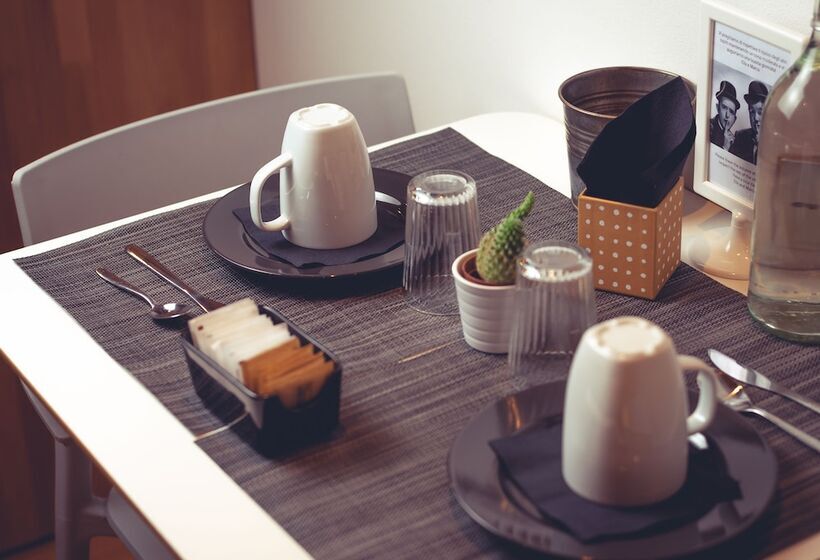 تختخواب و صبحانه Castelmenardo39