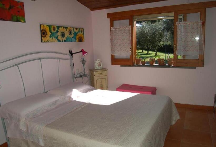 مبيت وإفطار O Chalet