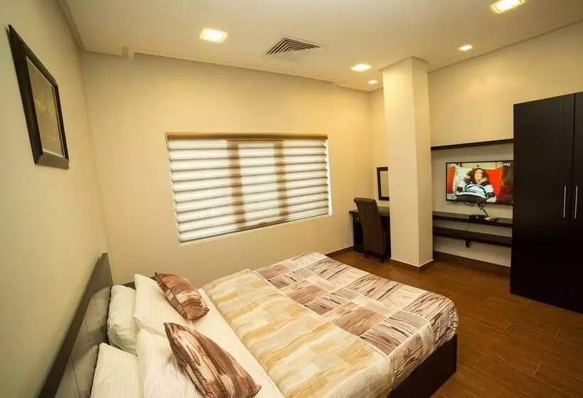 Golden Rose Luxury Suites