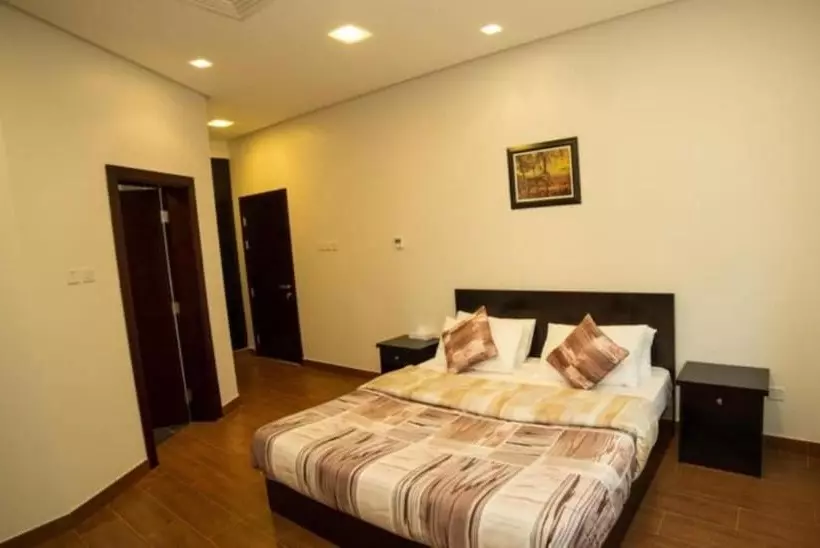 Golden Rose Luxury Suites