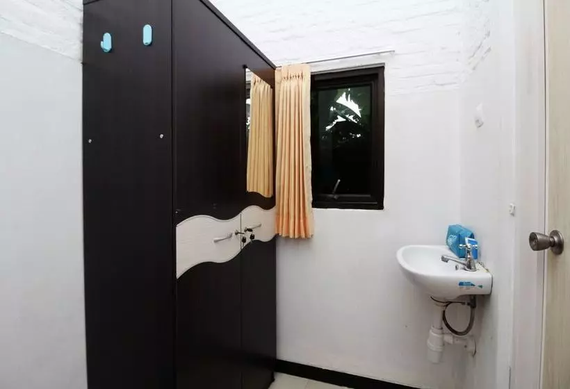 ホテル Airy Eco Syariah Pedurungan Purwomukti Raya 50 Semarang
