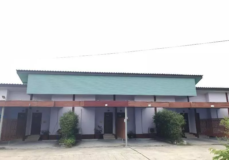 ホテル D View