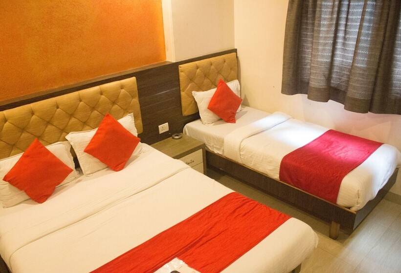 فندق Highland Residency