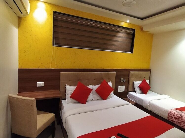 فندق Highland Residency