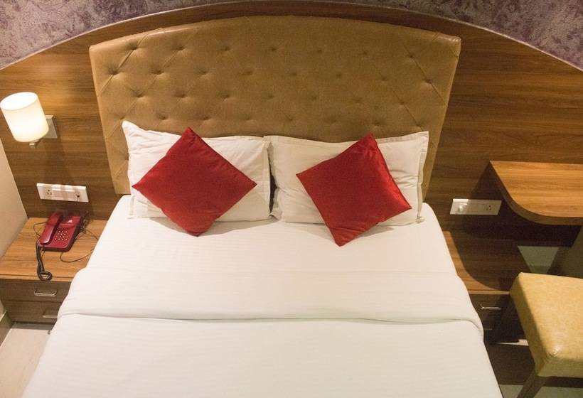 فندق Highland Residency