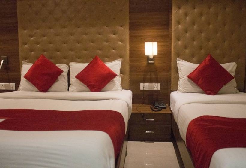 فندق Highland Residency