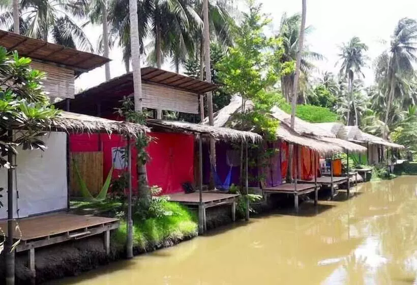 هتل Kalacanal Resort