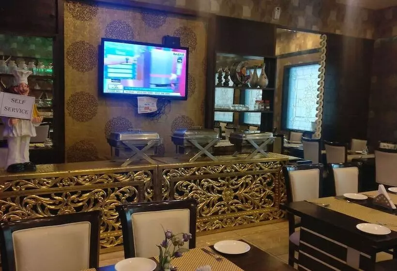 Hotelli Mansarover Paradise