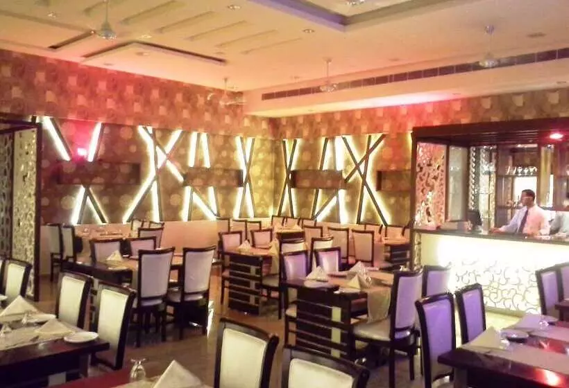 Hotelli Mansarover Paradise