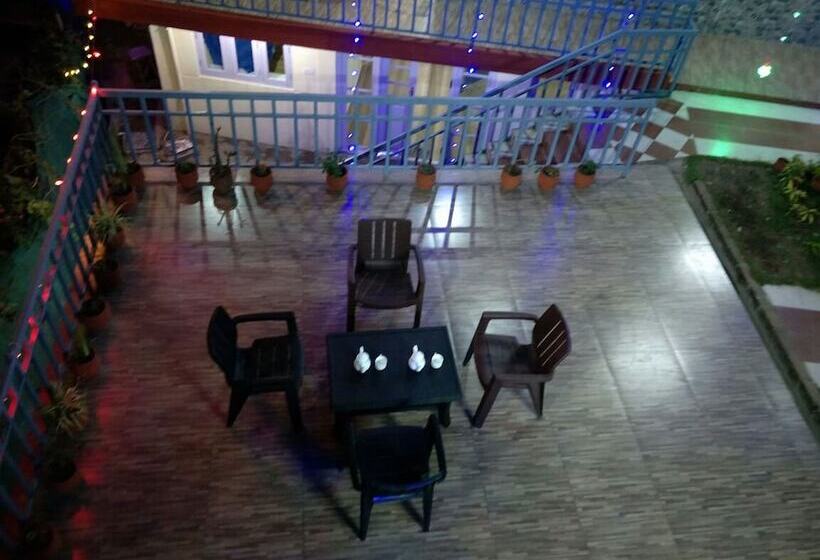 호텔 Oyo 10941 Fair Stay Residency