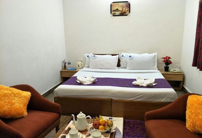 호텔 Oyo 10941 Fair Stay Residency