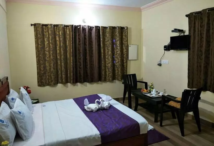Hotel Oyo 10941 Fair Stay Residency