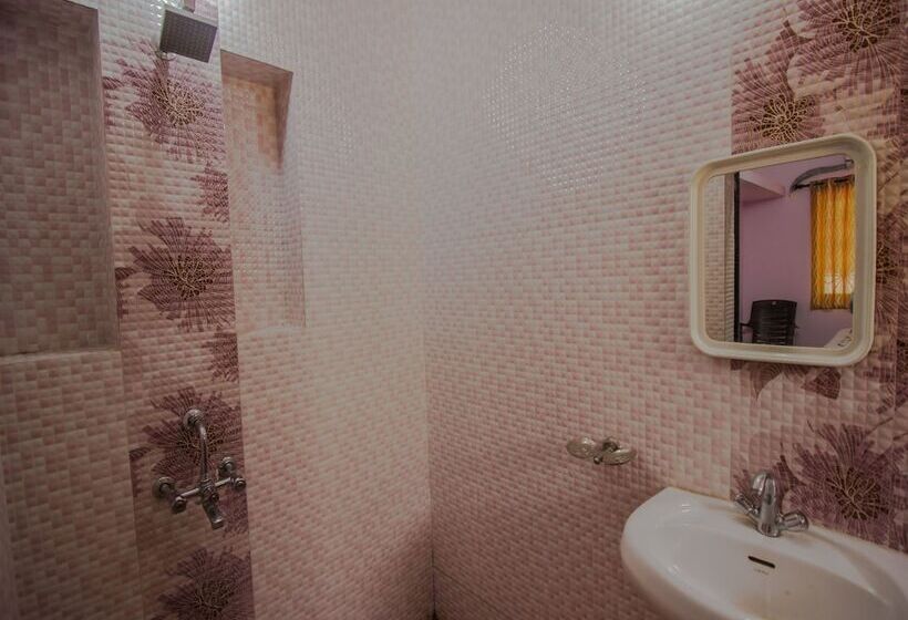 호텔 Oyo 13914 Home Graceful Studio Siolim