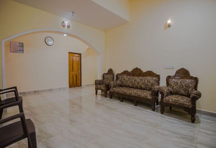 호텔 Oyo 13914 Home Graceful Studio Siolim