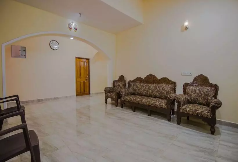 هتل Oyo 13914 Home Graceful Studio Siolim
