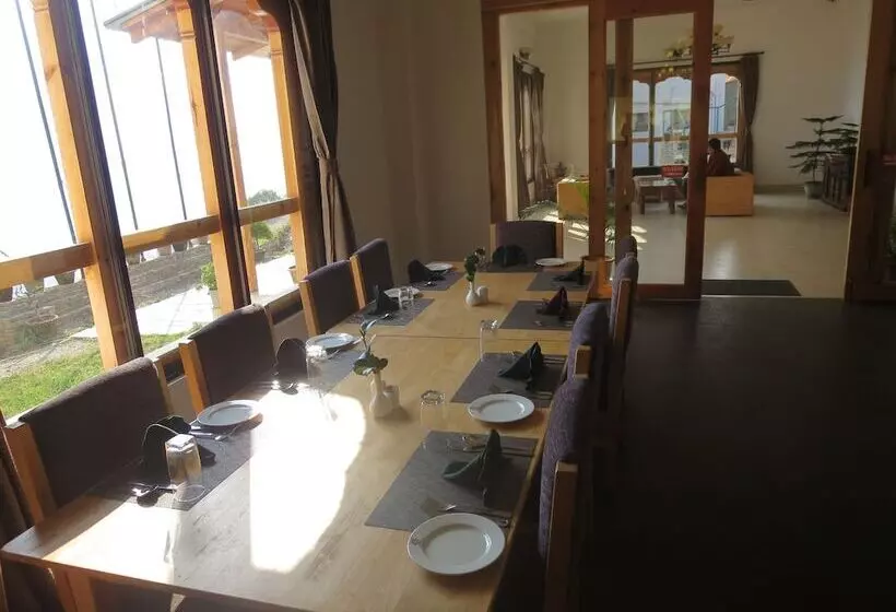 هتل Zhingkham Resort