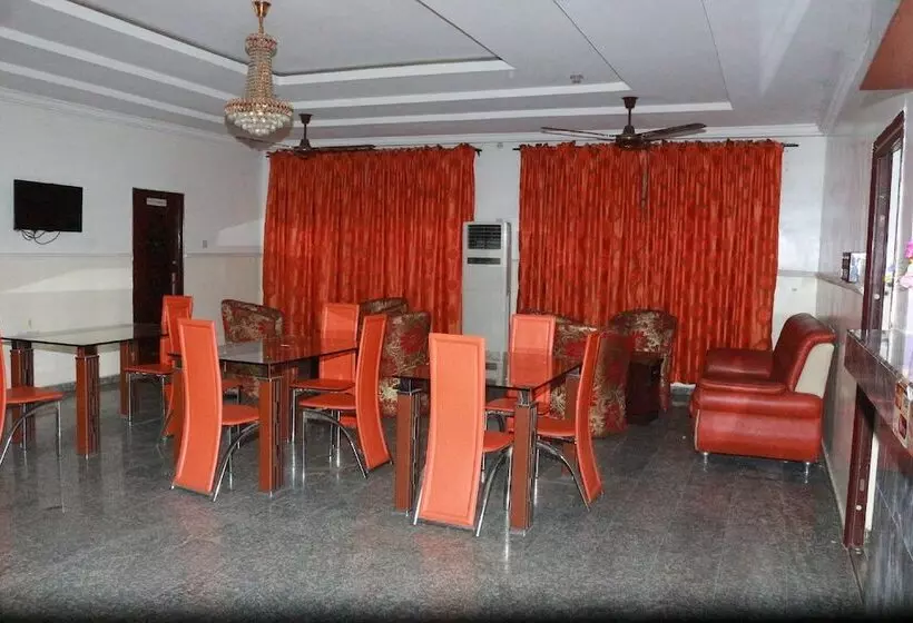 L & L Executive Hotels And Suites