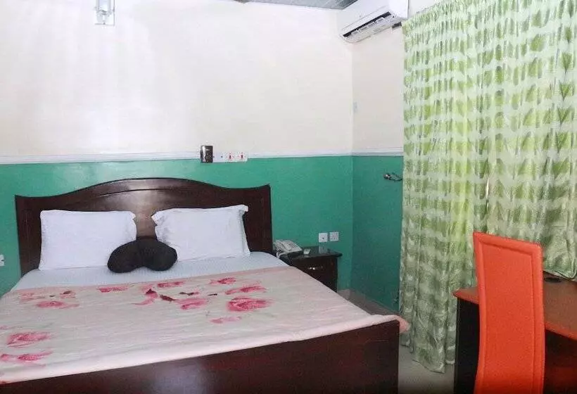 L & L Executive Hotels And Suites