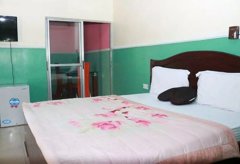 L & L Executive Hotels And Suites
