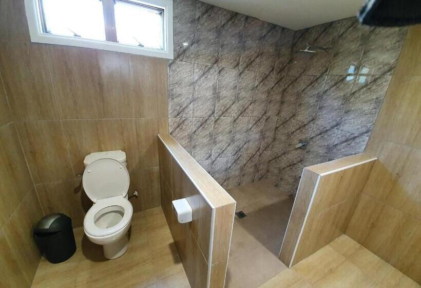 Le Uaina Beach Resort