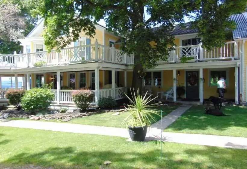 Magnolia Place Bed & Breakfast