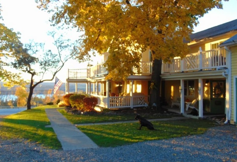 Magnolia Place Bed & Breakfast