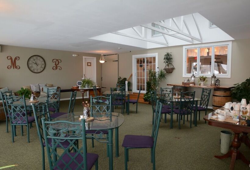 Magnolia Place Bed & Breakfast