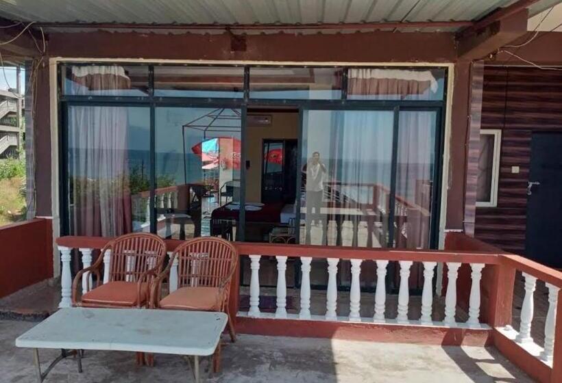 Majatalo Francisco Sunshine Beach Guest House