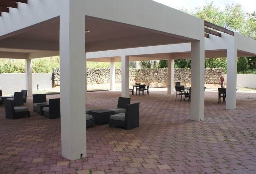 Pia Marine Condominium