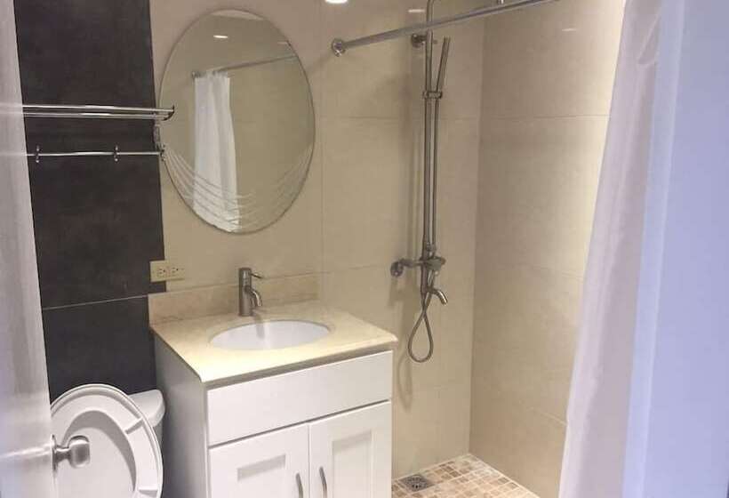 Pia Marine Condominium