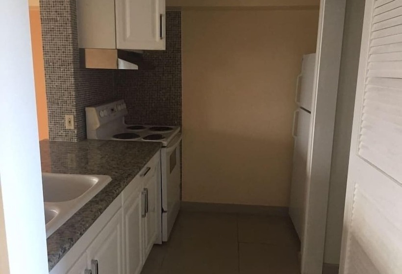 Pia Marine Condominium