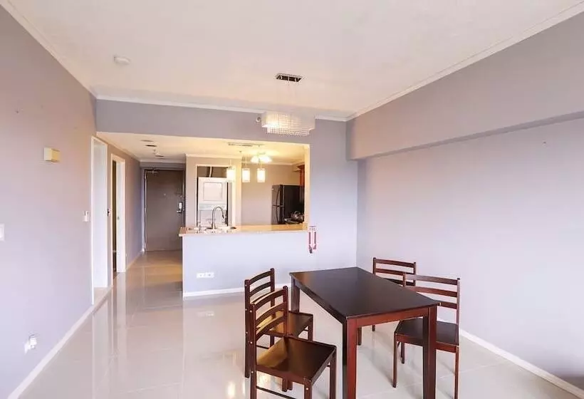 Pia Marine Condominium