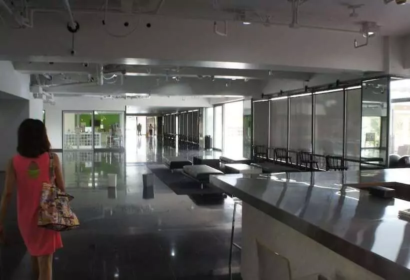 Pia Marine Condominium