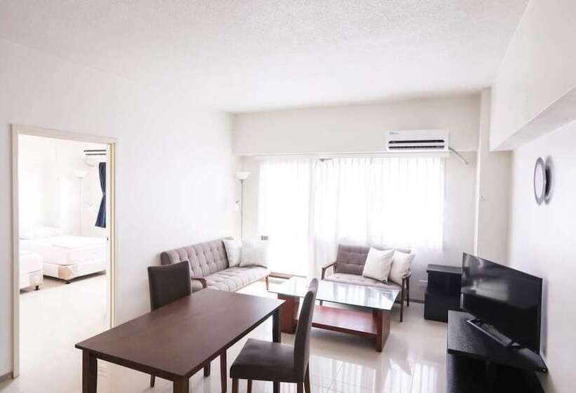 Pia Marine Condominium