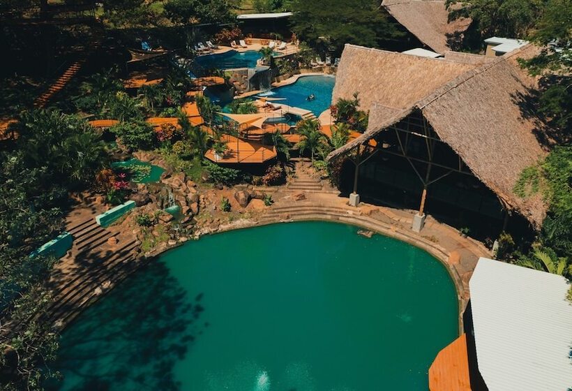 Treecasa Hotel & Resort